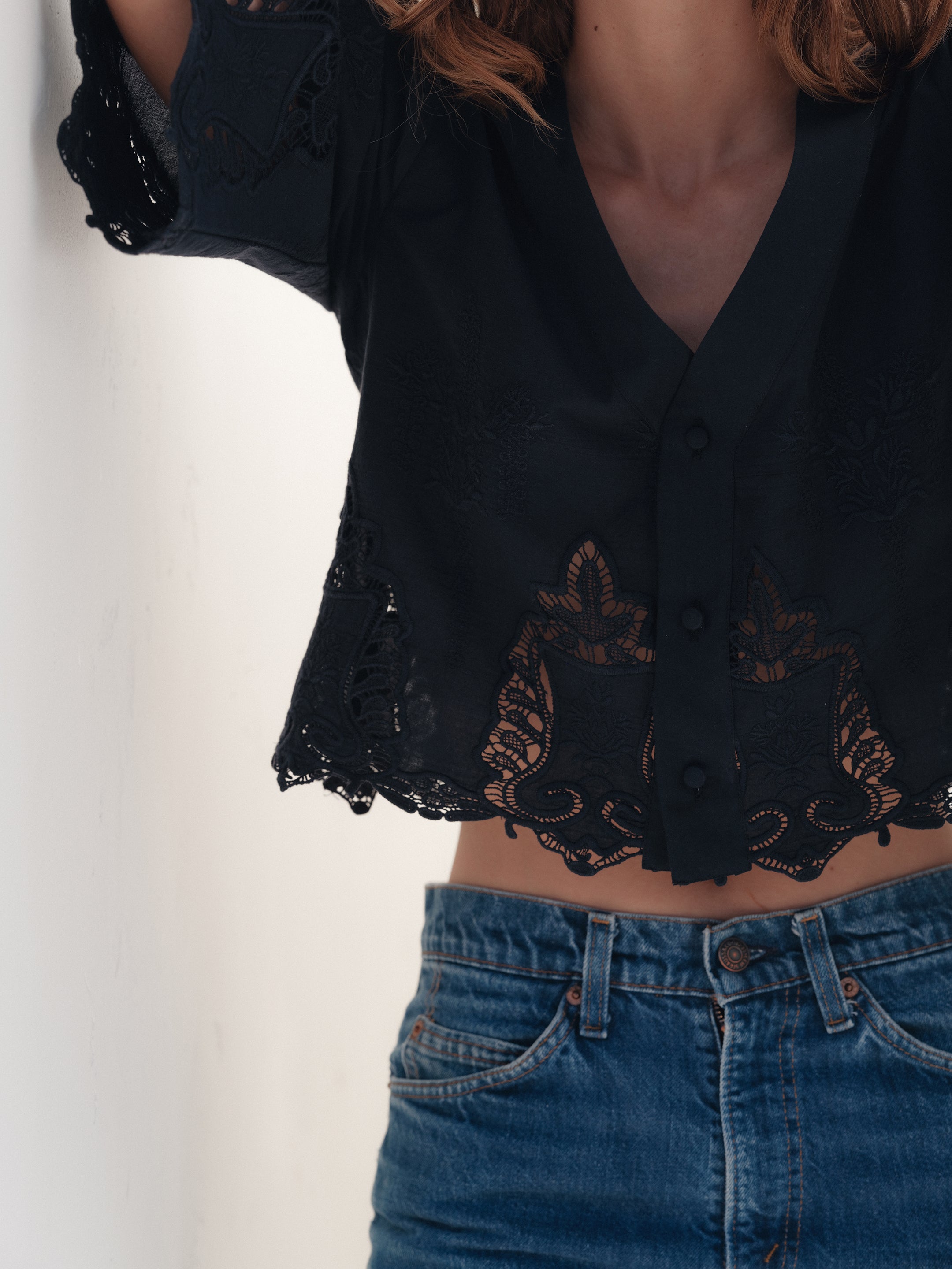 The LADY, Vintage Lace